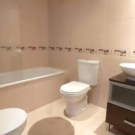 Apartamento En Residencial Golf Mar *