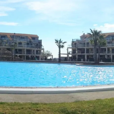 Apartamento En Residencial Golf Mar Apartment *